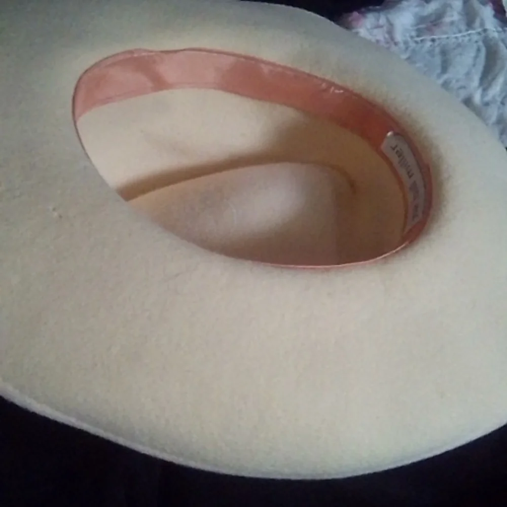 JOE Bill Miller vintage Michael Howard ladies hat. 100% wool.